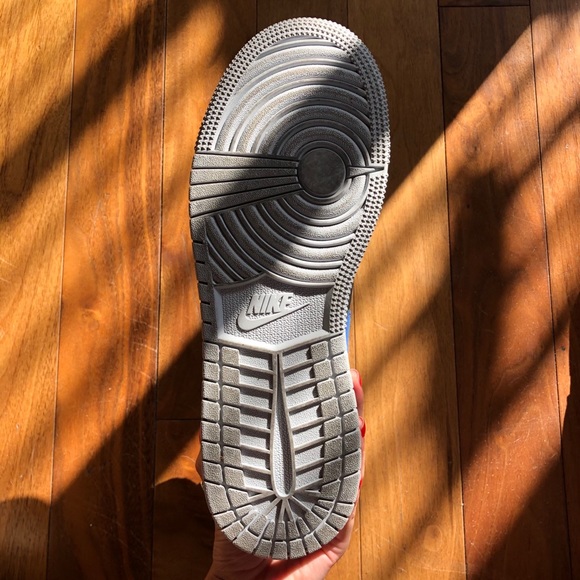 Nike Air Jordan 1 Mid Multi-Color Swoosh (GS) - Picture 4 of 5